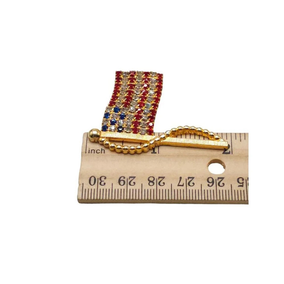 Red Blue White Rhinestone American Flag Patriotic Brooch Pin Gold Tone Vintage - Picture 4 of 4